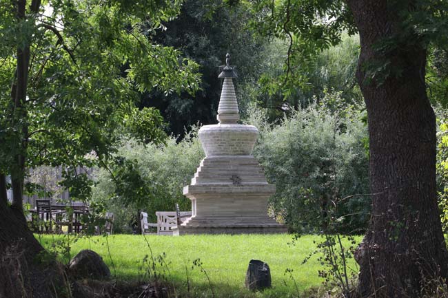 DugDråbeVejen, kristendom og buddhisme på Tigerens Rede.